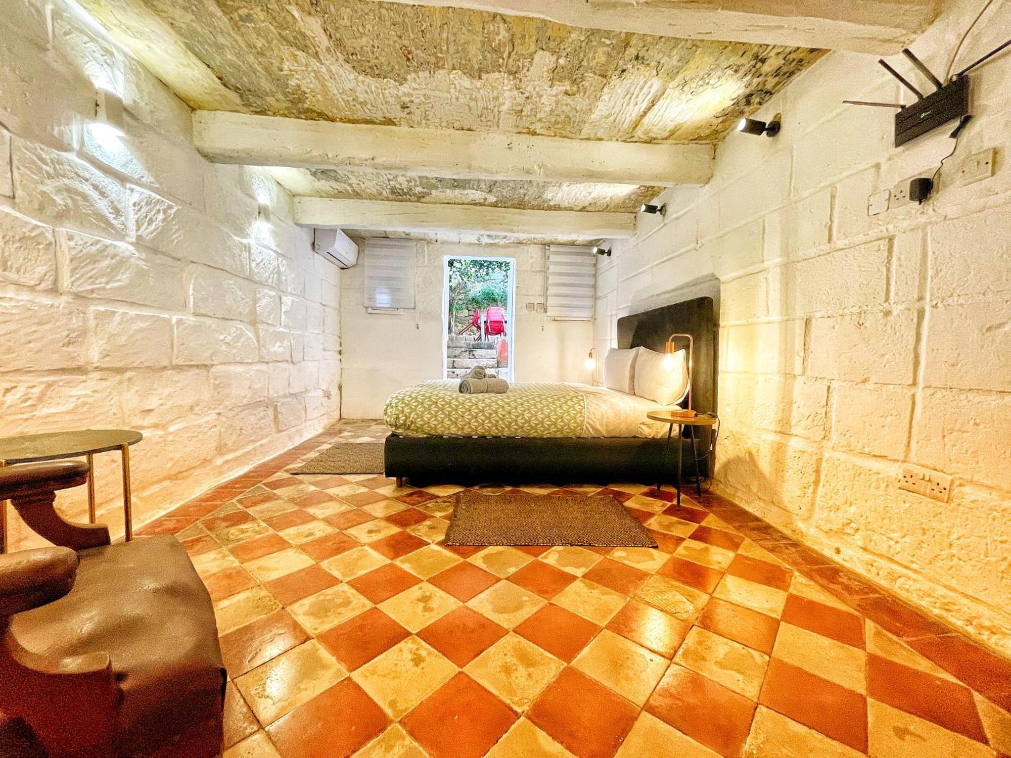 House Of Pomegranates 3* Sliema